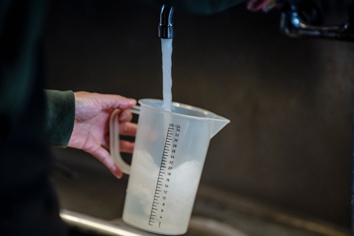 2 litres d’eau par jour : mythe ou nécessité pour la santé ?