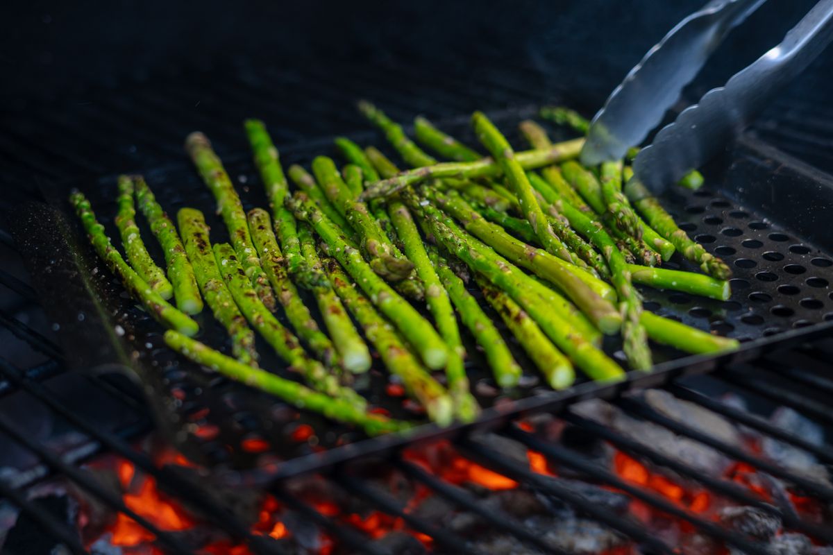 Cuisson des asperges blanches : méthodes, astuces et conseils pour une préparation parfaite